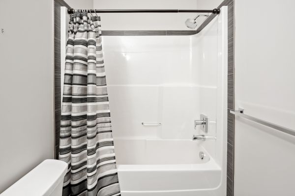 Tuscaloosa Shower Installation