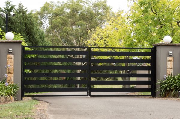 Tuscaloosa Driveway Gate Service